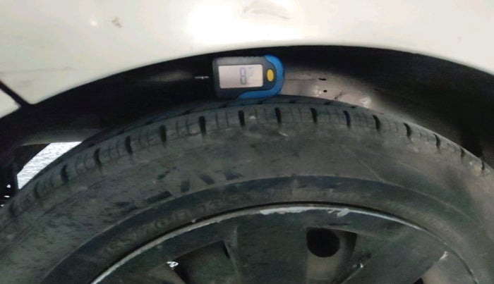 2014 Hyundai Eon D-LITE+, Petrol, Manual, 81,688 km, tyre