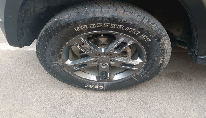 2023 Mahindra Thar LX HT PETROL 4WD MT, Petrol, Manual, 36,296 km, tyre