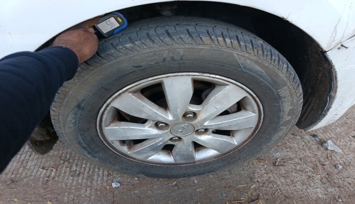 2012 Hyundai i20 MAGNA 1.4 CRDI, Diesel, Manual, 1,83,845 km, tyre