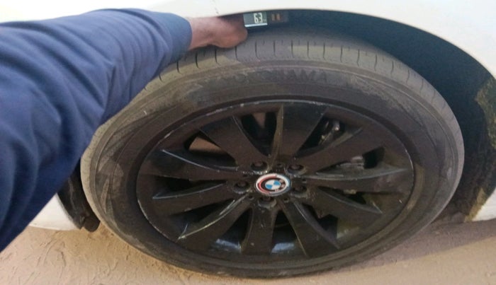 2011 BMW 7 Series 730Ld, Diesel, Automatic, 1,03,052 km, tyre