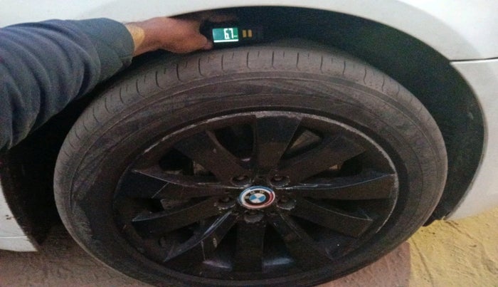 2011 BMW 7 Series 730Ld, Diesel, Automatic, 1,03,052 km, tyre