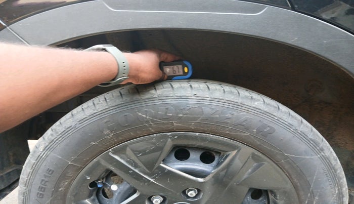 2025 Hyundai VENUE S 1.2, Petrol, Manual, 2,302 km, tyre