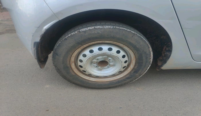 2020 Tata ALTROZ XM PETROL, Petrol, Manual, 85,047 km, tyre