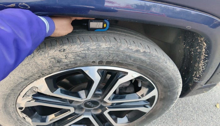 2021 Jeep Compass MODEL S (O) 1.4 PETROL DCT, Petrol, Automatic, 44,593 km, tyre