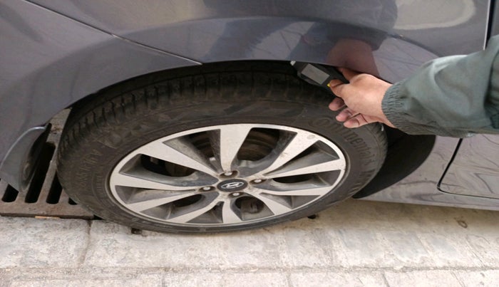 2016 Hyundai Verna 1.6 VTVT SX AT, Petrol, Automatic, 54,716 km, tyre