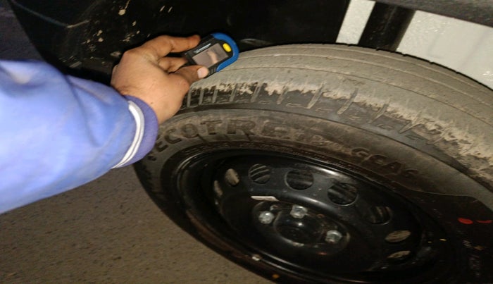 2025 Tata PUNCH PURE MT CNG, Petrol, Manual, 64 km, tyre