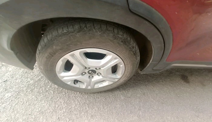 2021 KIA SONET HTX 1.5, Diesel, Manual, 1,24,583 km, tyre