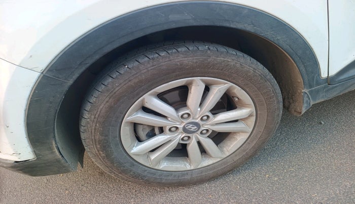 2016 Hyundai Creta S PLUS 1.6 AT DIESEL, Diesel, Automatic, 1,91,875 km, tyre