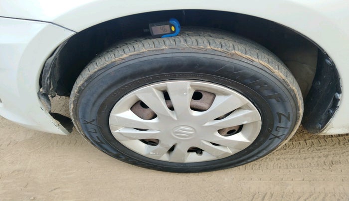 2014 Maruti Swift Dzire VDI, Diesel, Manual, 1,90,724 km, tyre