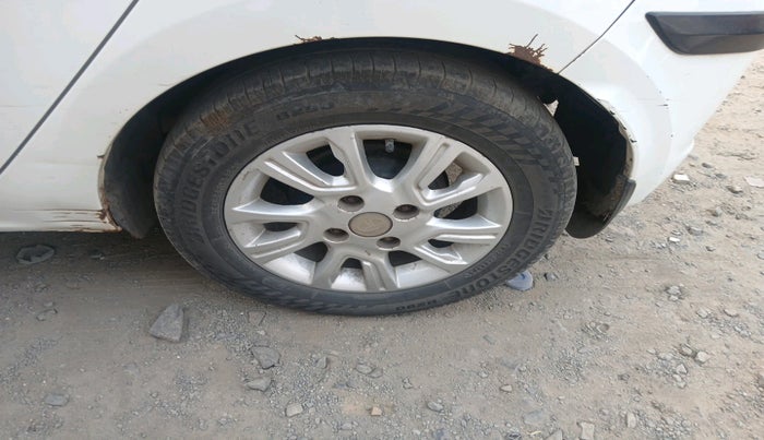 2017 Tata Tiago XZA PETROL, Petrol, Automatic, 87,469 km, tyre