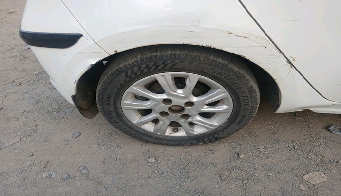 2017 Tata Tiago XZA PETROL, Petrol, Automatic, 87,469 km, tyre