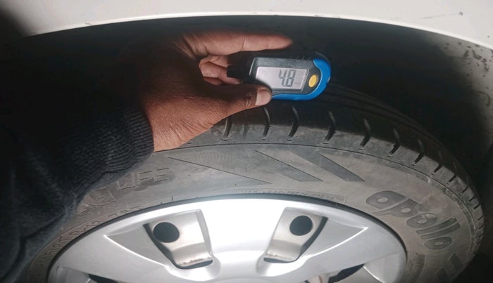 2013 Maruti Wagon R 1.0 LXI, Petrol, Manual, 1,07,729 km, tyre