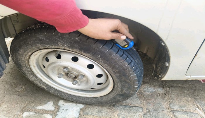 2016 Maruti Wagon R 1.0 LXI, Petrol, Manual, 89,986 km, tyre