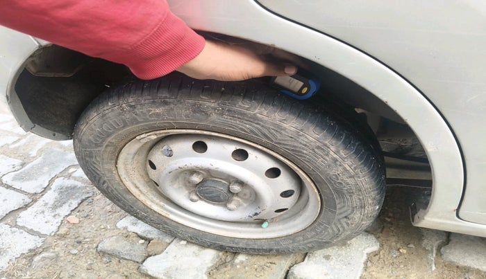 2016 Maruti Wagon R 1.0 LXI, Petrol, Manual, 89,986 km, tyre