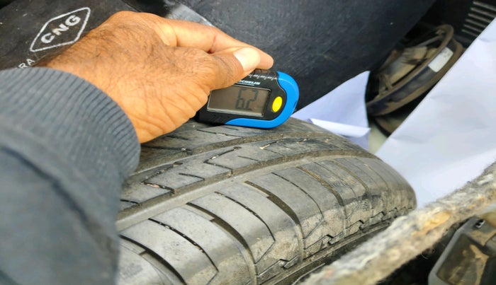 2020 Maruti Swift ZXI PLUS AMT, CNG, Automatic, 72,233 km, tyre