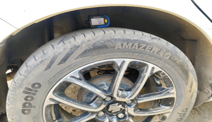 2020 Maruti Swift ZXI PLUS AMT, CNG, Automatic, 72,233 km, tyre