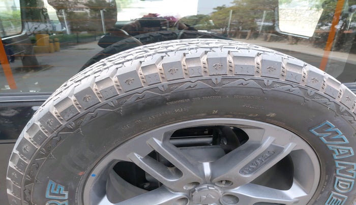 2023 Mahindra Thar LX D AT 4WD HT, Diesel, Automatic, 32,068 km, tyre