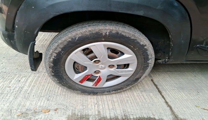 2016 Renault Kwid RXT 0.8, Petrol, Manual, 52,259 km, tyre