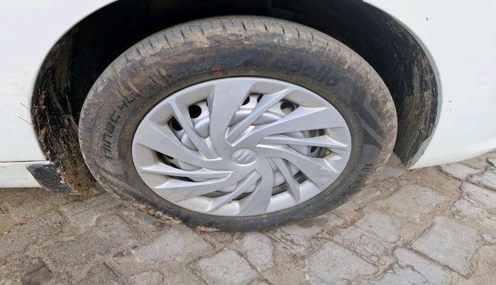 2023 Maruti Baleno SIGMA PETROL 1.2, Petrol, Manual, 50,843 km, tyre