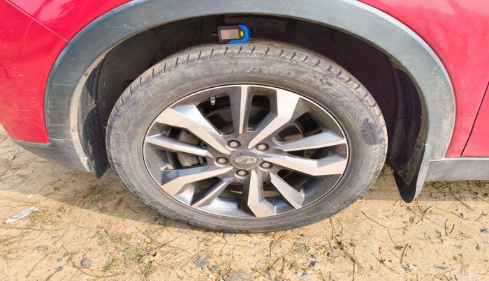 2020 Mahindra XUV300 W8 (O) 1.2 PETROL, Petrol, Manual, 55,190 km, tyre