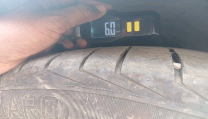 2014 BMW 3 Series 320D GT LUXURY LINE, Diesel, Automatic, 68,835 km, tyre