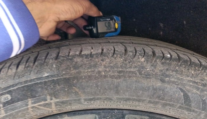 2018 Maruti Vitara Brezza ZDI AMT, Diesel, Automatic, 87,431 km, tyre