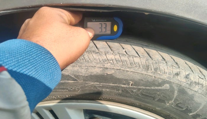 2011 Honda City 1.5L I-VTEC S MT, Petrol, Manual, 1,46,072 km, tyre