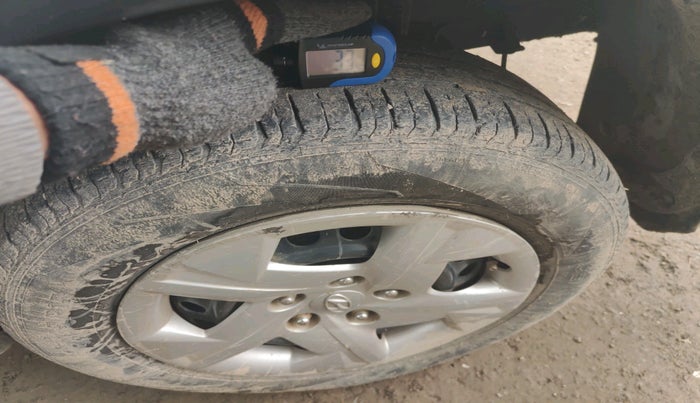 2019 Hyundai VENUE S 1.4 CRDI, Diesel, Manual, 1,06,512 km, tyre