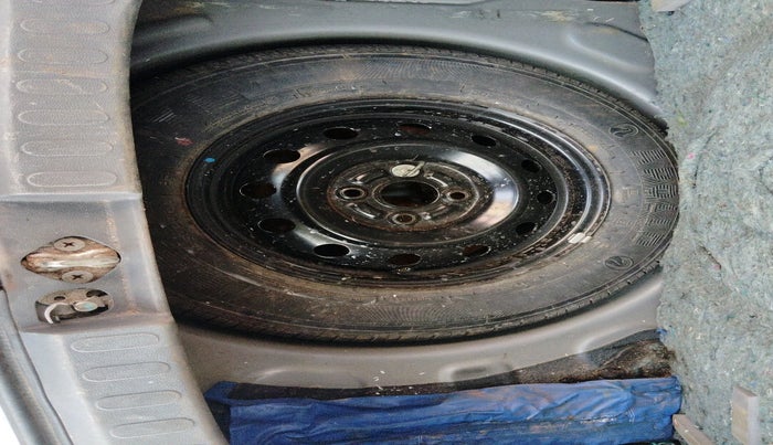 2013 Maruti Ritz VXI, Petrol, Manual, 36,784 km, tyre