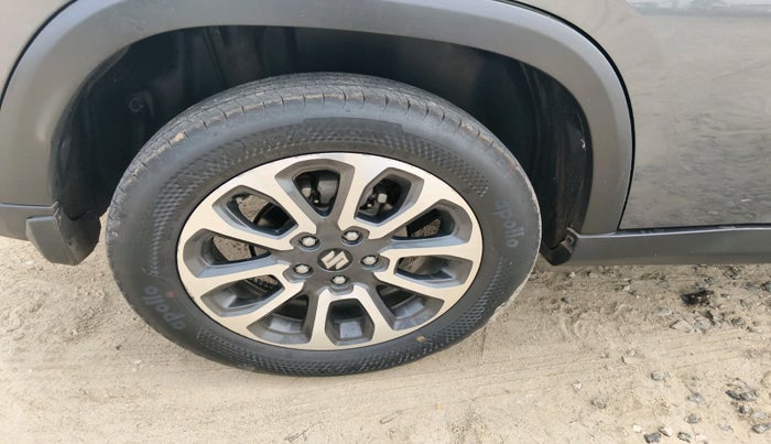 2022 Maruti Grand Vitara ZETA SMART HYBRID, Petrol, Manual, 90,682 km, tyre