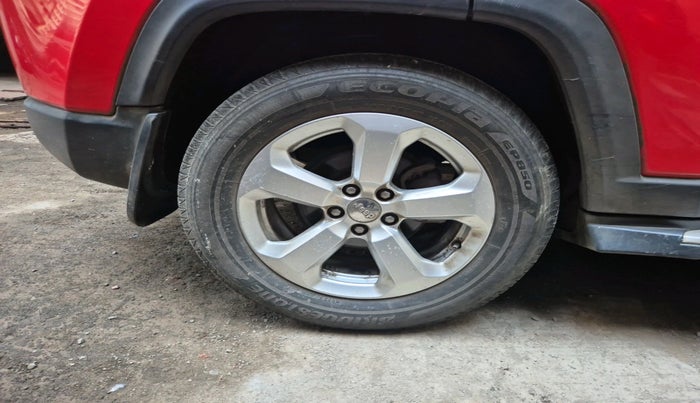 2018 Jeep Compass LIMITED PLUS PETROL AT, Petrol, Automatic, 14,588 km, tyre