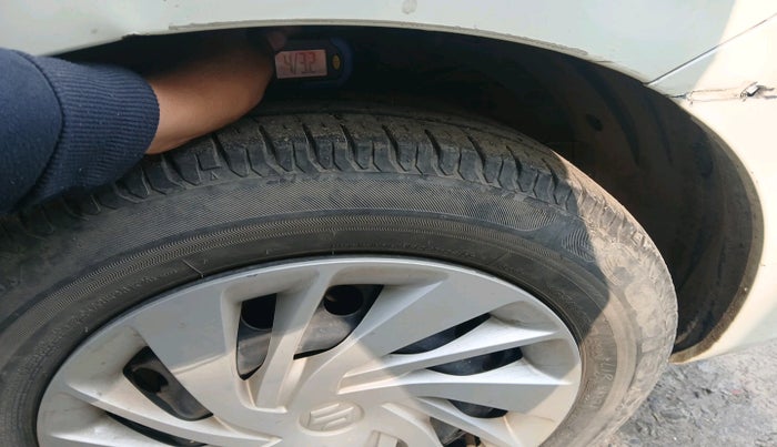 2019 Maruti Ertiga VXI SHVS, Petrol, Manual, 35,954 km, tyre