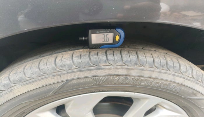 2018 Honda Amaze 1.2L I-VTEC V CVT, Petrol, Automatic, 1,30,093 km, tyre