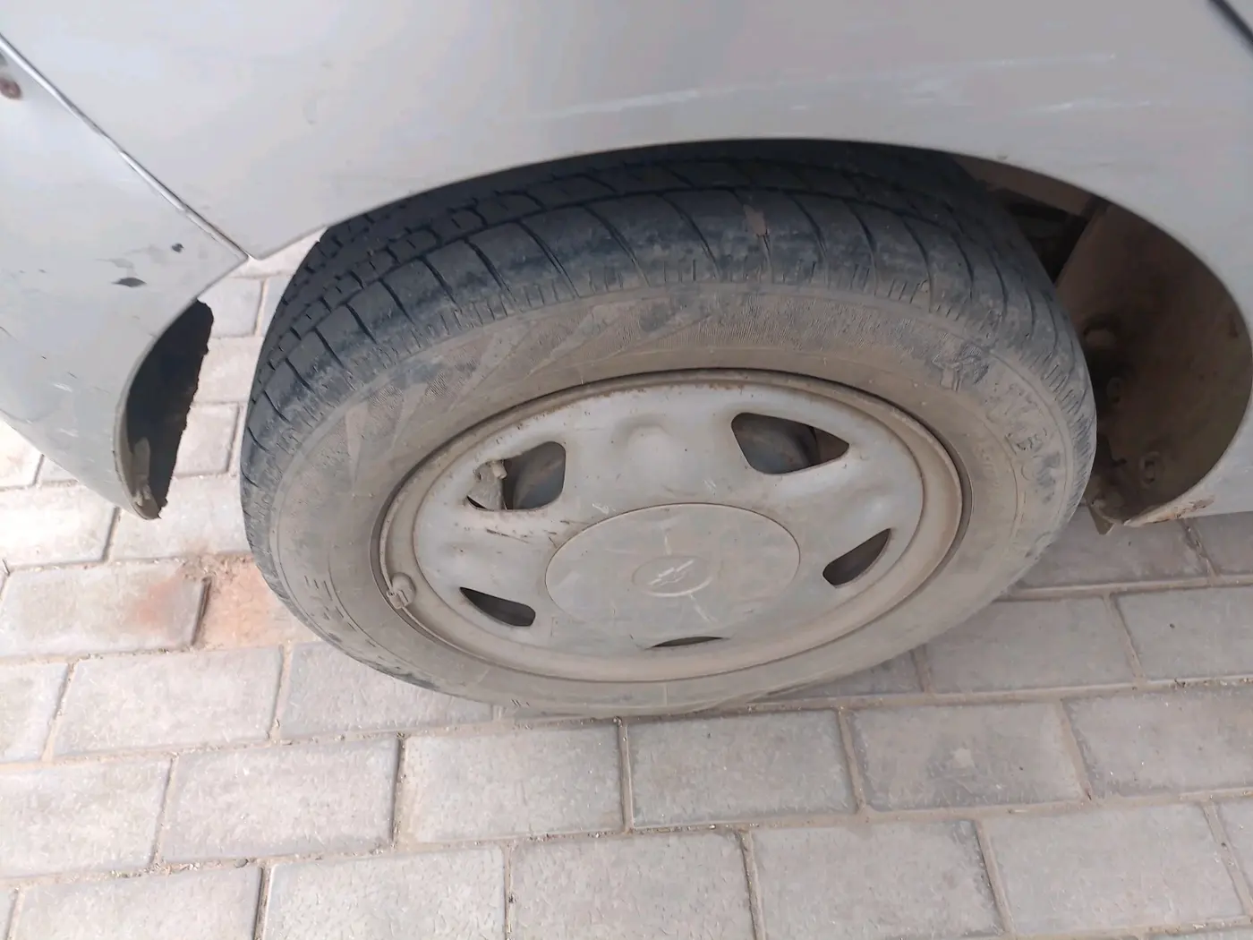 2012 Chevrolet Beat PS PETROL, Petrol, Manual, 32,097 km, tyre