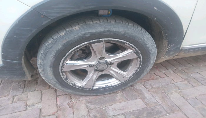 2016 Renault Lodgy 85 PS RXZ STEPWAY 8 STR, Diesel, Manual, 90,712 km, tyre