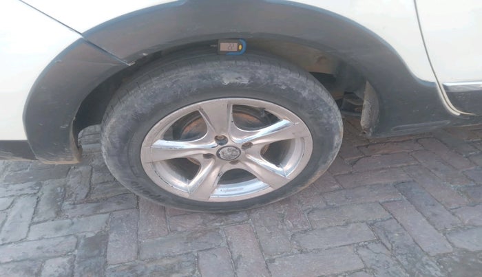 2016 Renault Lodgy 85 PS RXZ STEPWAY 8 STR, Diesel, Manual, 90,712 km, tyre