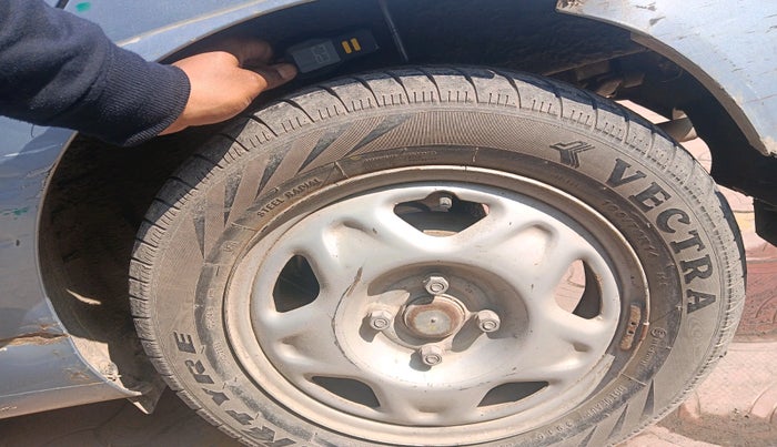 2011 Chevrolet Beat PS PETROL, Petrol, Manual, 92,950 km, tyre