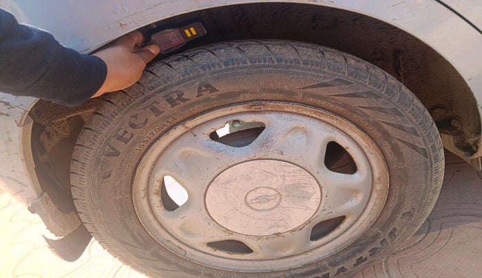 2011 Chevrolet Beat PS PETROL, Petrol, Manual, 92,950 km, tyre