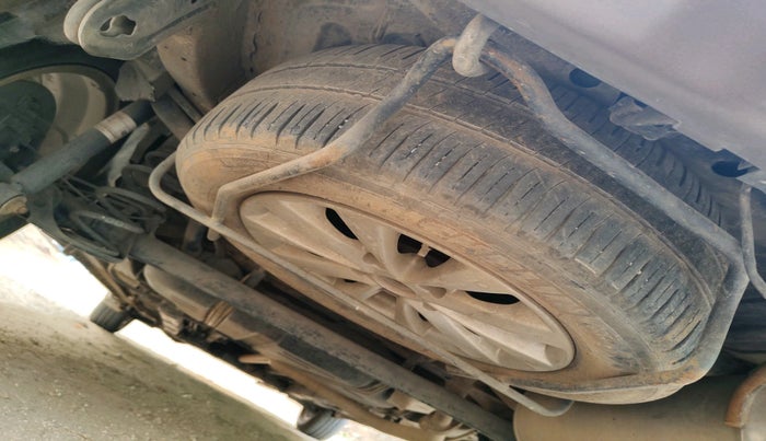 2013 Maruti Ertiga ZDI, Diesel, Manual, 1,24,152 km, tyre