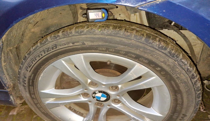 2012 BMW 3 Series 320d, Diesel, Automatic, 68,875 km, tyre