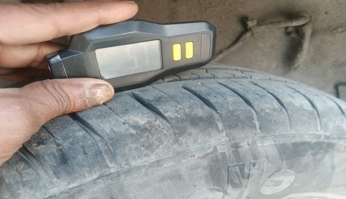 2022 Tata PUNCH PURE MT, Petrol, Manual, 17,442 km, tyre