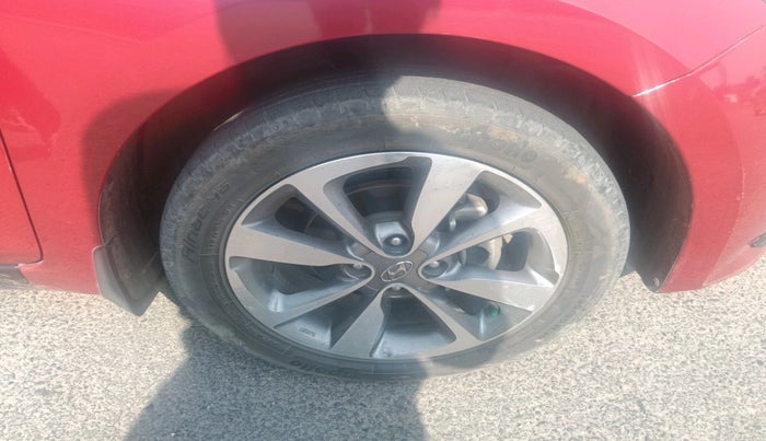 2015 Hyundai Elite i20 ASTA 1.2, Petrol, Manual, 42,117 km, tyre