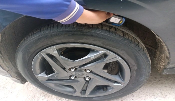 2021 Hyundai NEW I20 SPORTZ 1.2 MT, Petrol, Manual, 34,029 km, tyre