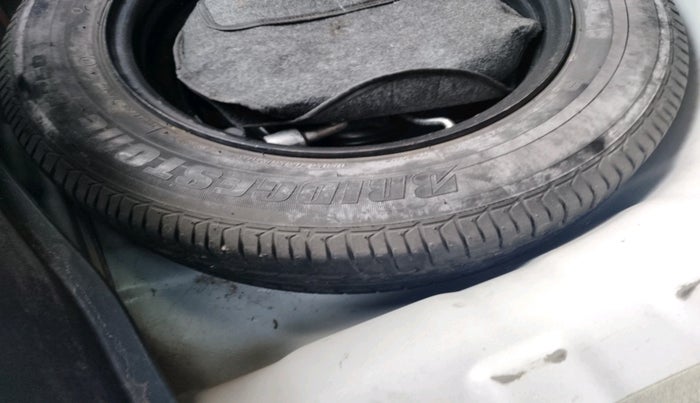 2019 Hyundai Elite i20 ASTA 1.2 (O), Petrol, Manual, 61,045 km, tyre