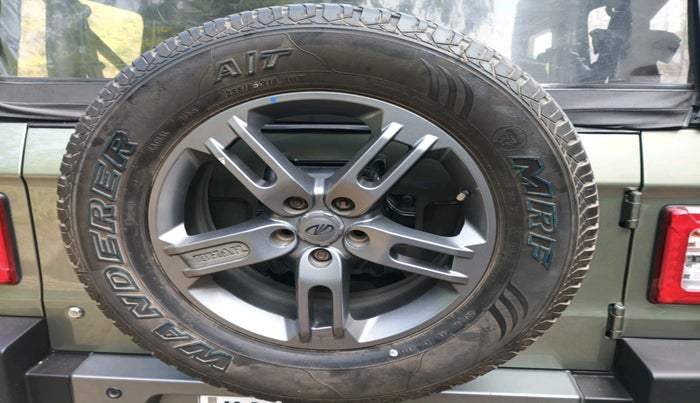 2022 Mahindra Thar LX D 4WD MT CONVERTIBLE, Diesel, Manual, 55,247 km, tyre