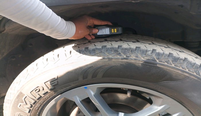 2022 Mahindra Thar LX D 4WD MT CONVERTIBLE, Diesel, Manual, 55,247 km, tyre