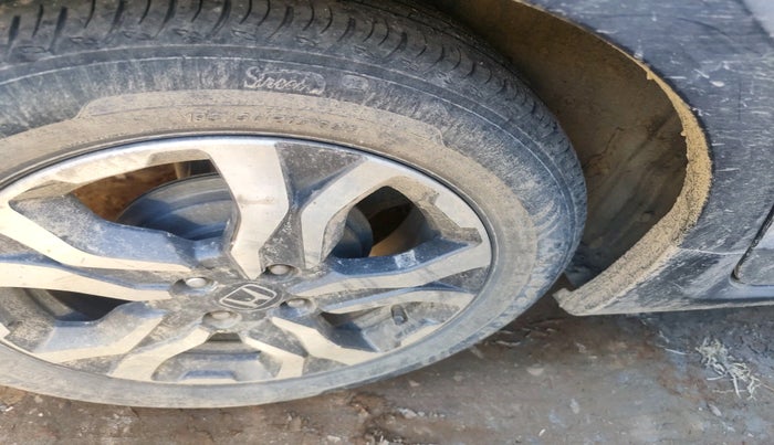 2017 Honda WR-V 1.2L I-VTEC VX MT, Petrol, Manual, 1,65,524 km, tyre