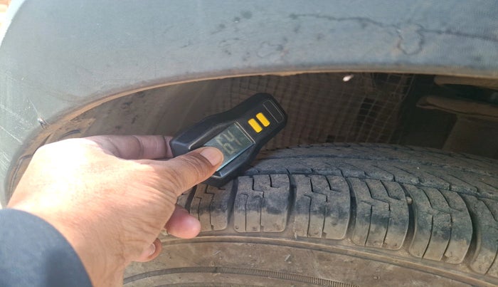 2020 Renault TRIBER RXT AMT, Petrol, Automatic, 40,319 km, tyre