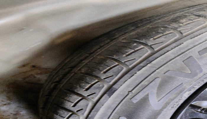 2016 Maruti Baleno DELTA PETROL 1.2, Petrol, Manual, 31,730 km, tyre