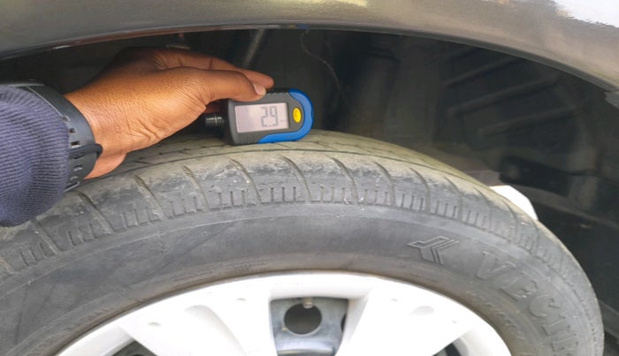 2016 Honda Amaze 1.2L I-VTEC S, Petrol, Manual, 26,094 km, tyre